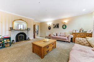 Lounge- click for photo gallery